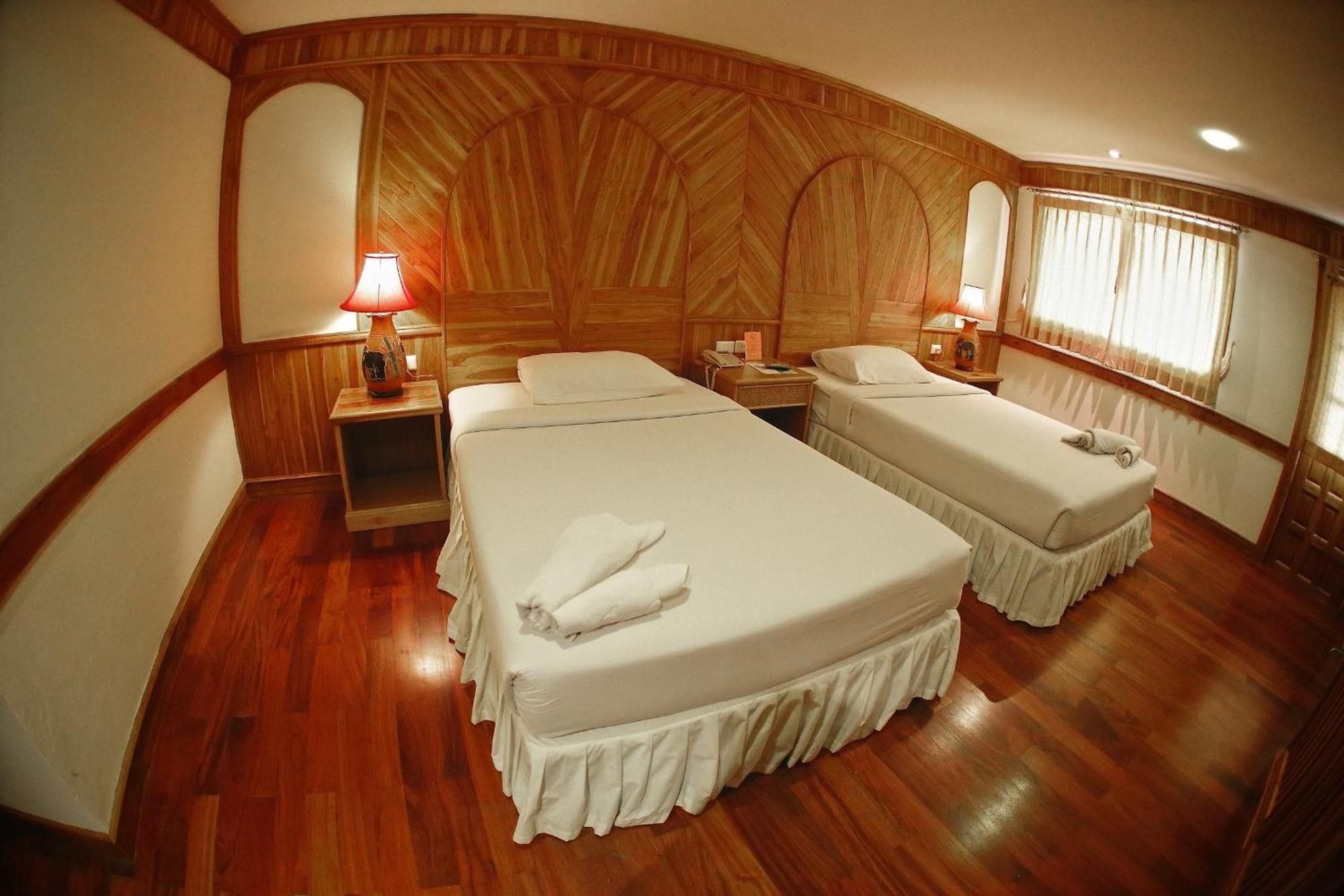 White Sand Princess Koh Chang Rum bild