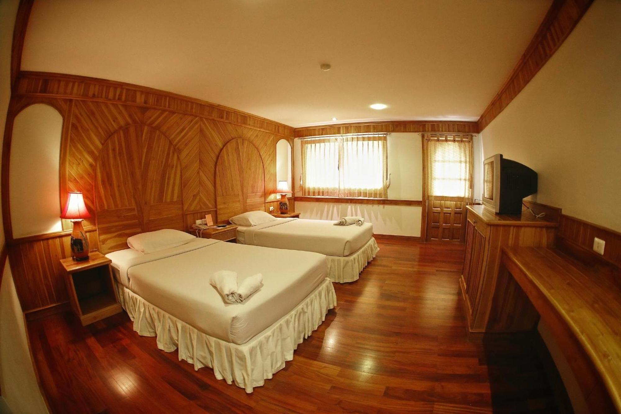 White Sand Princess Koh Chang Rum bild